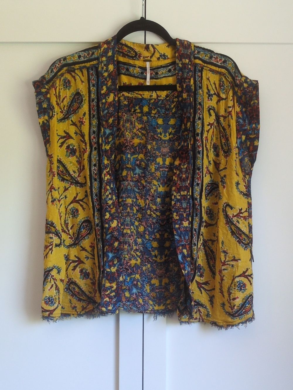 Free People Yellow Paisley Kimono Vest XS Boho Chic Festival Open Front